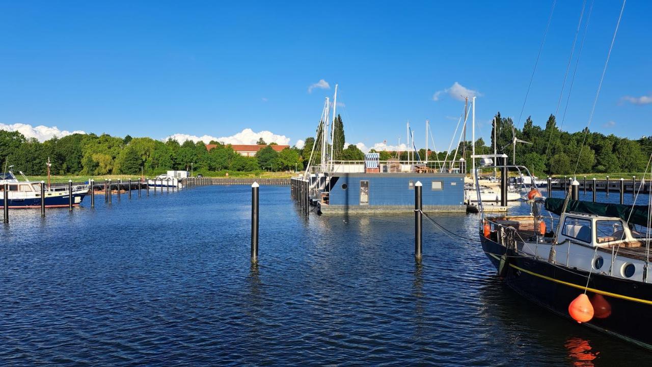 Hotel Hausboot Harmonie Stralsund Exterior foto
