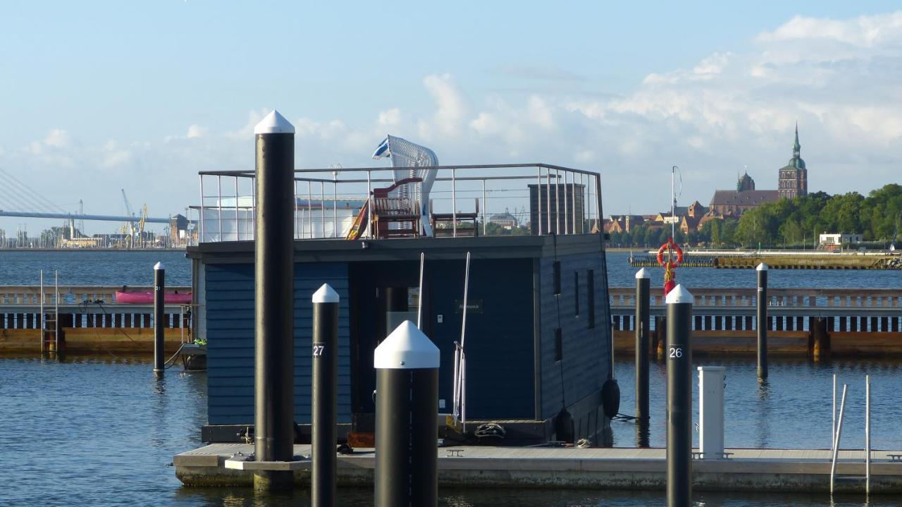 Hotel Hausboot Harmonie Stralsund Exterior foto